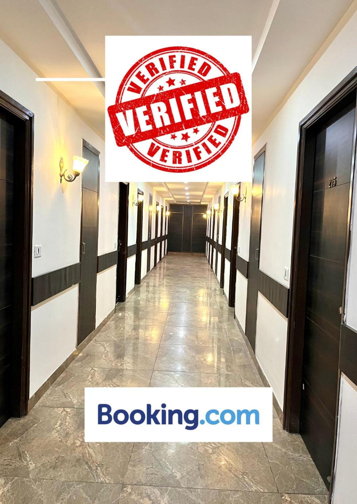 Hotel Jb Residency !! Luxurious & Royal Balcony Rooms !! Large Rooms Zirakpur Dış mekan fotoğraf